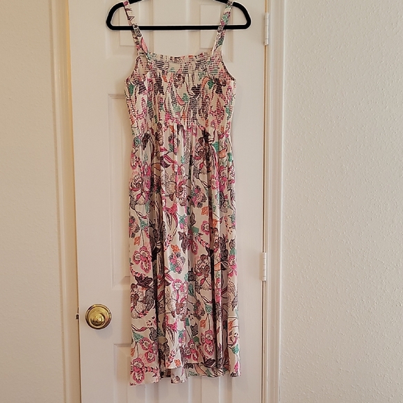 Old Navy Floral Print Maxi Dress - Picture 3 of 4